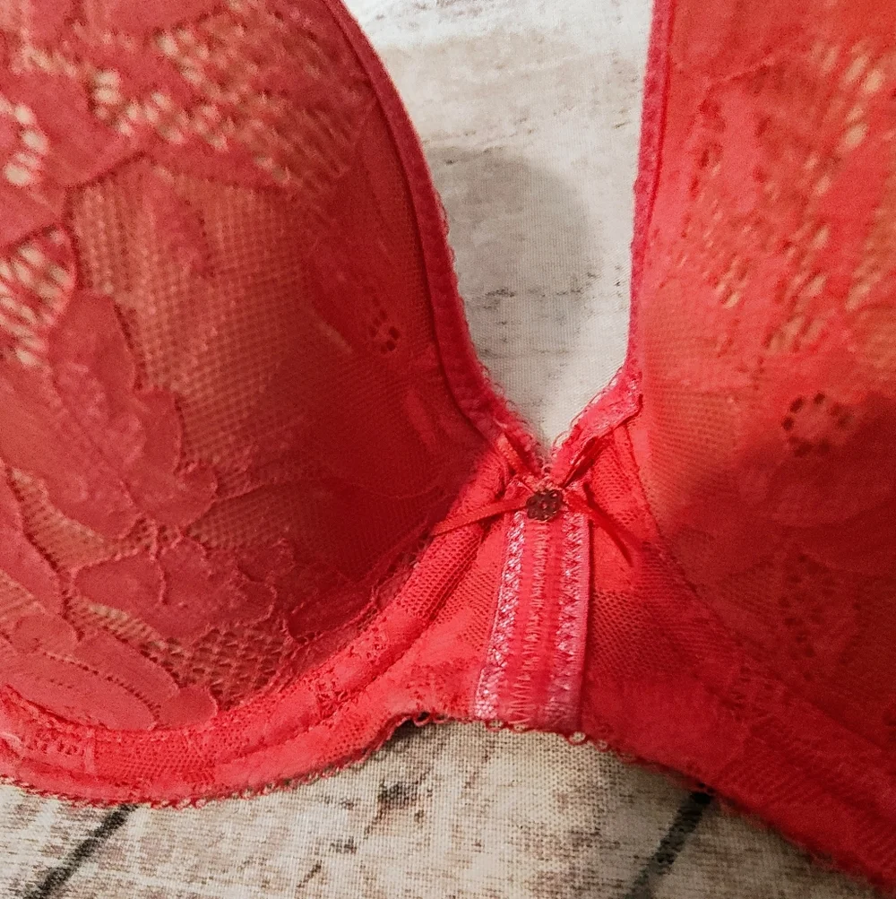 Wacoal Lace Finesse Pink T Shirt Bra Underwire 32DDD - Picture 9 of 12